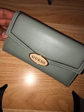 GUESS Woman Wallet